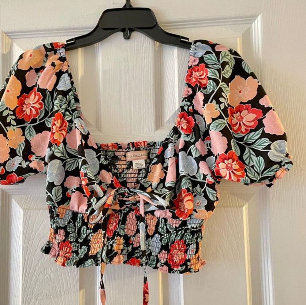 Women's floral crop top - medium